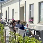Charmehotel Kruishof Готель 3*