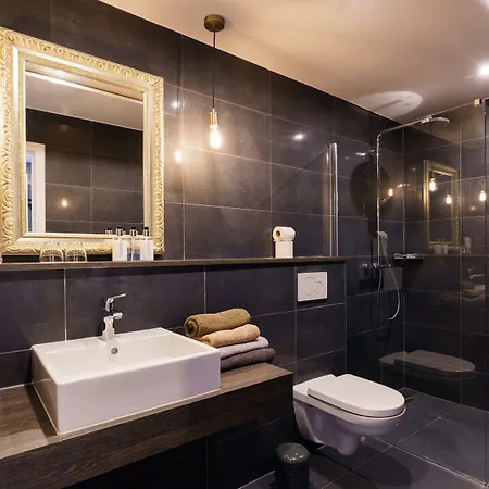 Charmehotel Kruishof 3* Ostend