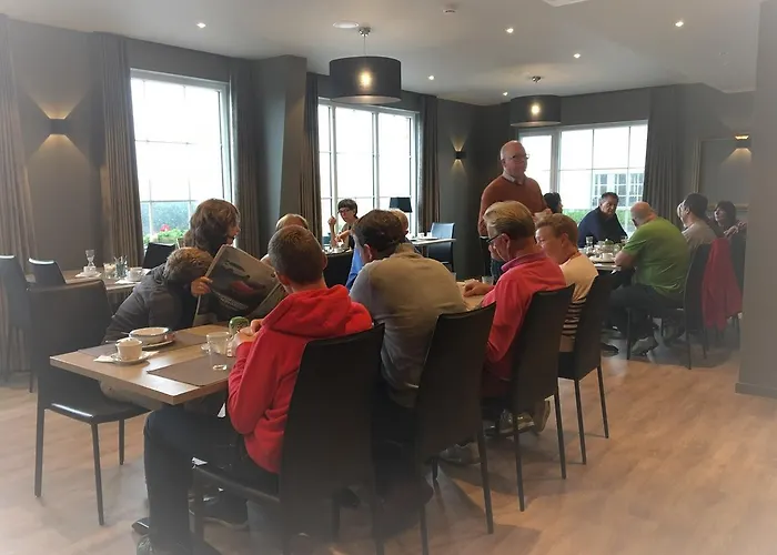 Charmehotel Kruishof 호텔 3*