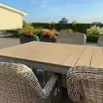 Szálloda Charmehotel Kruishof Ostende