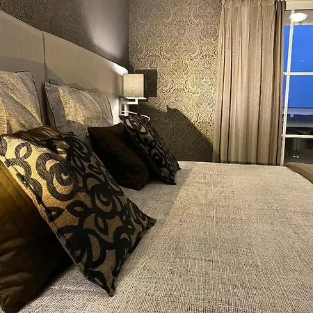 Charmehotel Kruishof Otel Oostende
